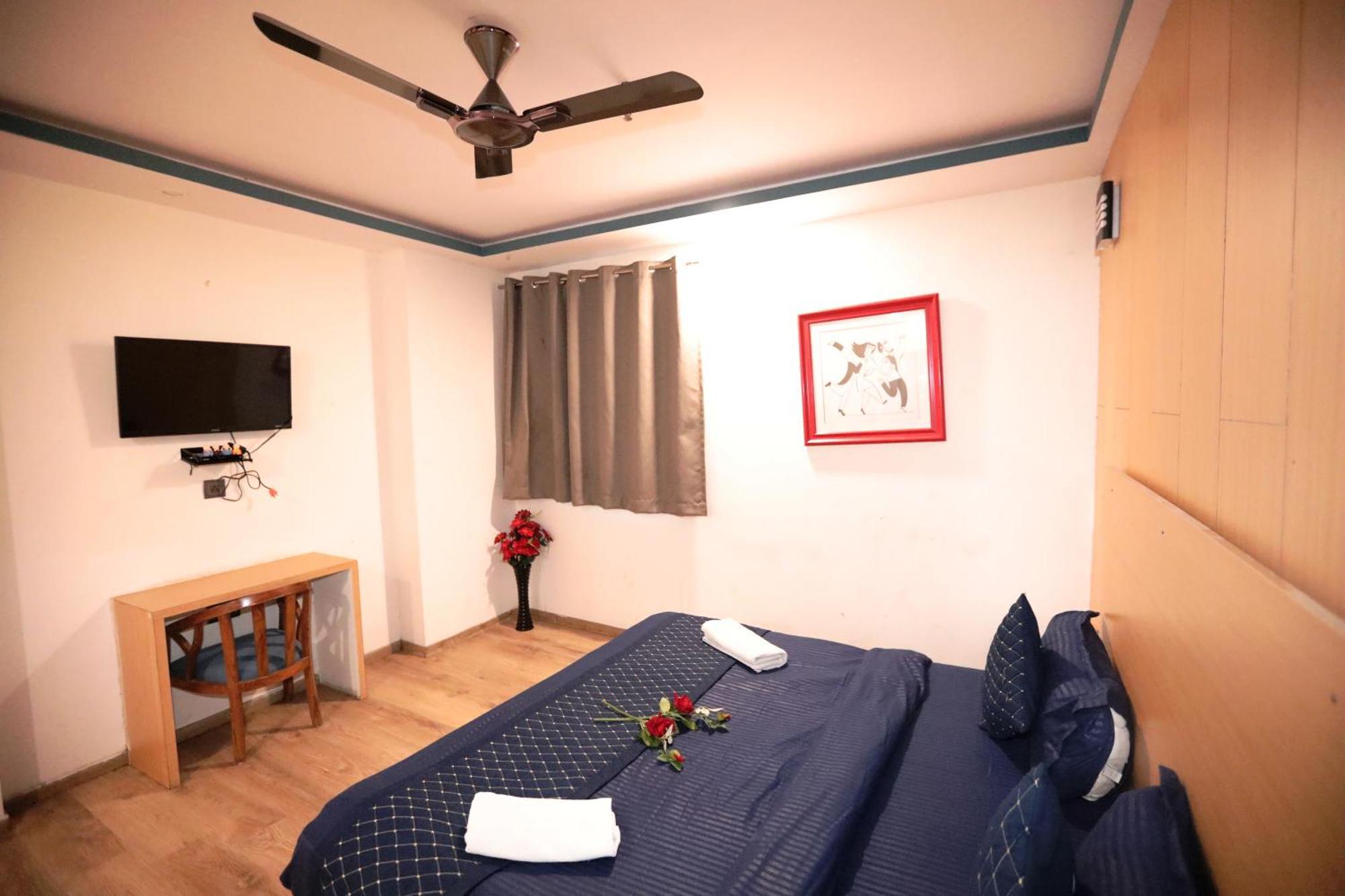 Hotel Noida Grand Sec 58 外观 照片