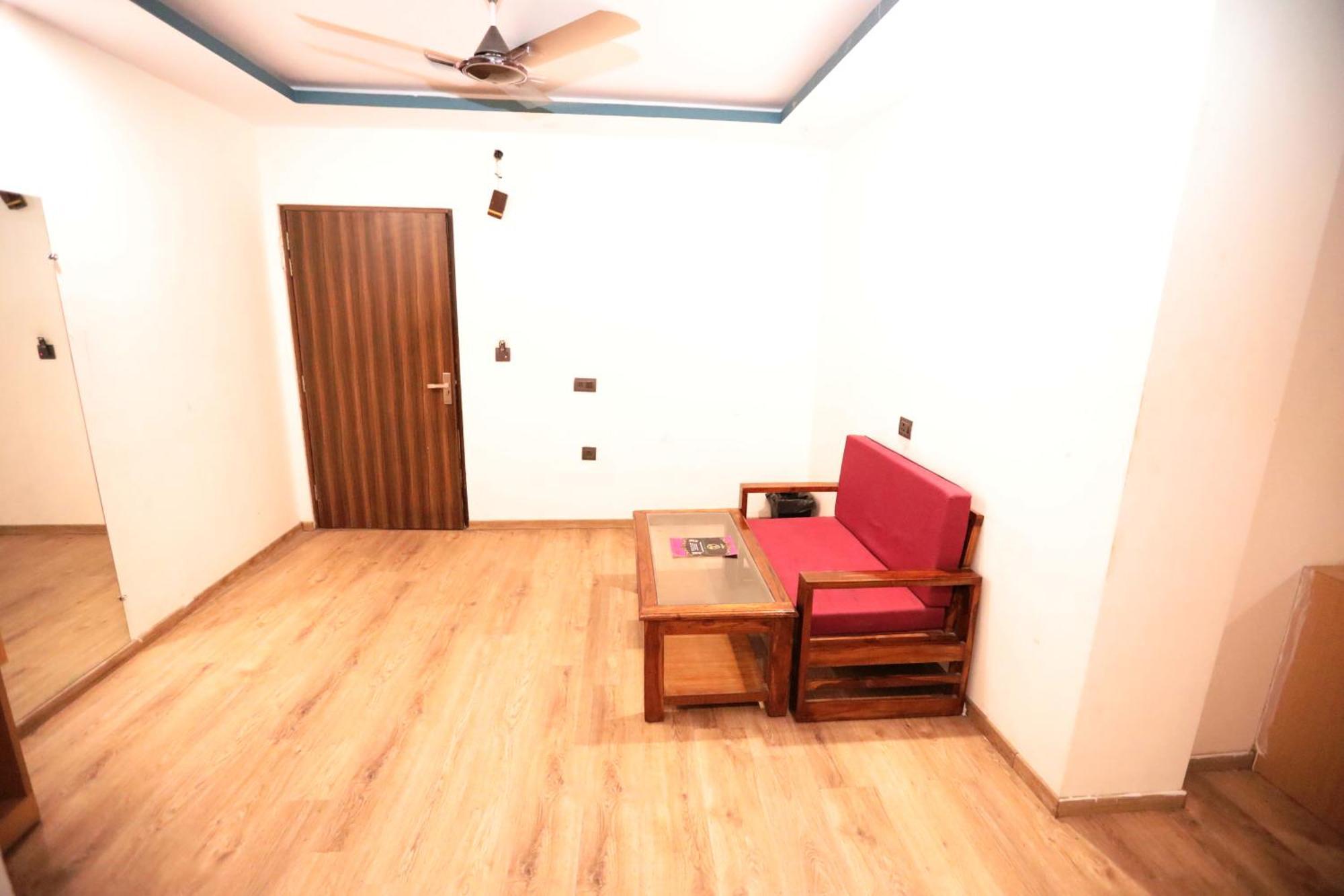 Hotel Noida Grand Sec 58 外观 照片
