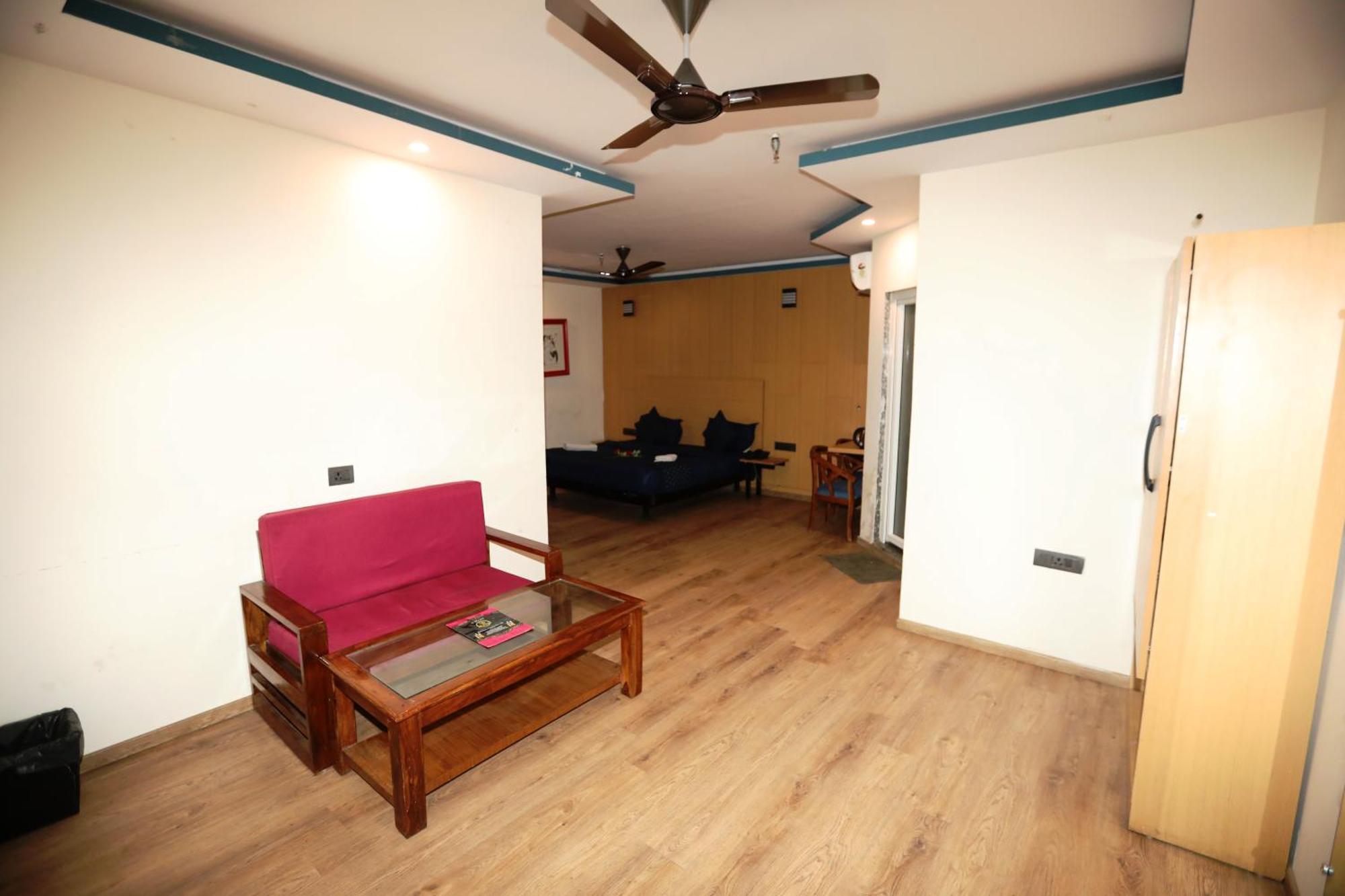 Hotel Noida Grand Sec 58 外观 照片