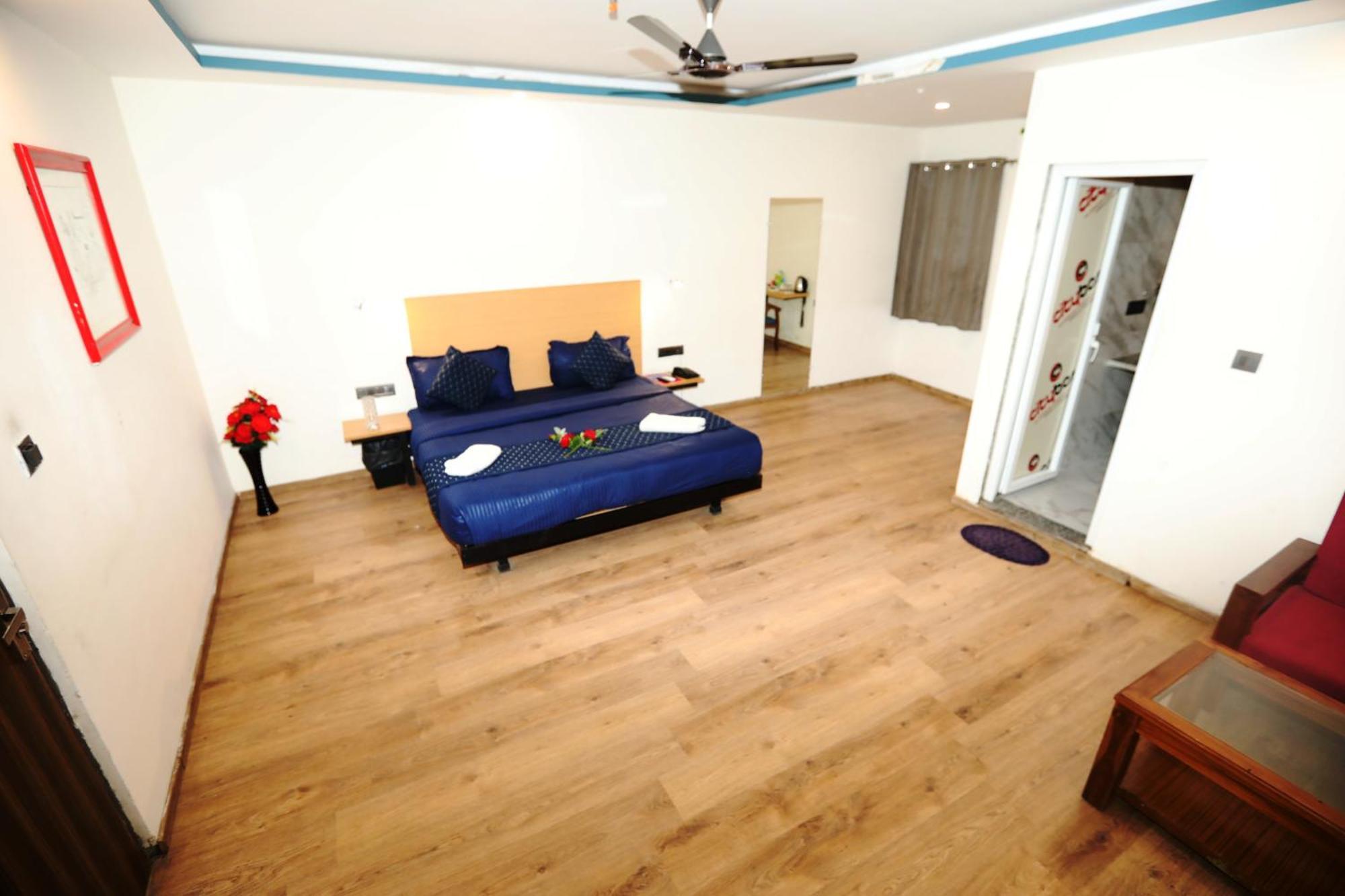 Hotel Noida Grand Sec 58 外观 照片