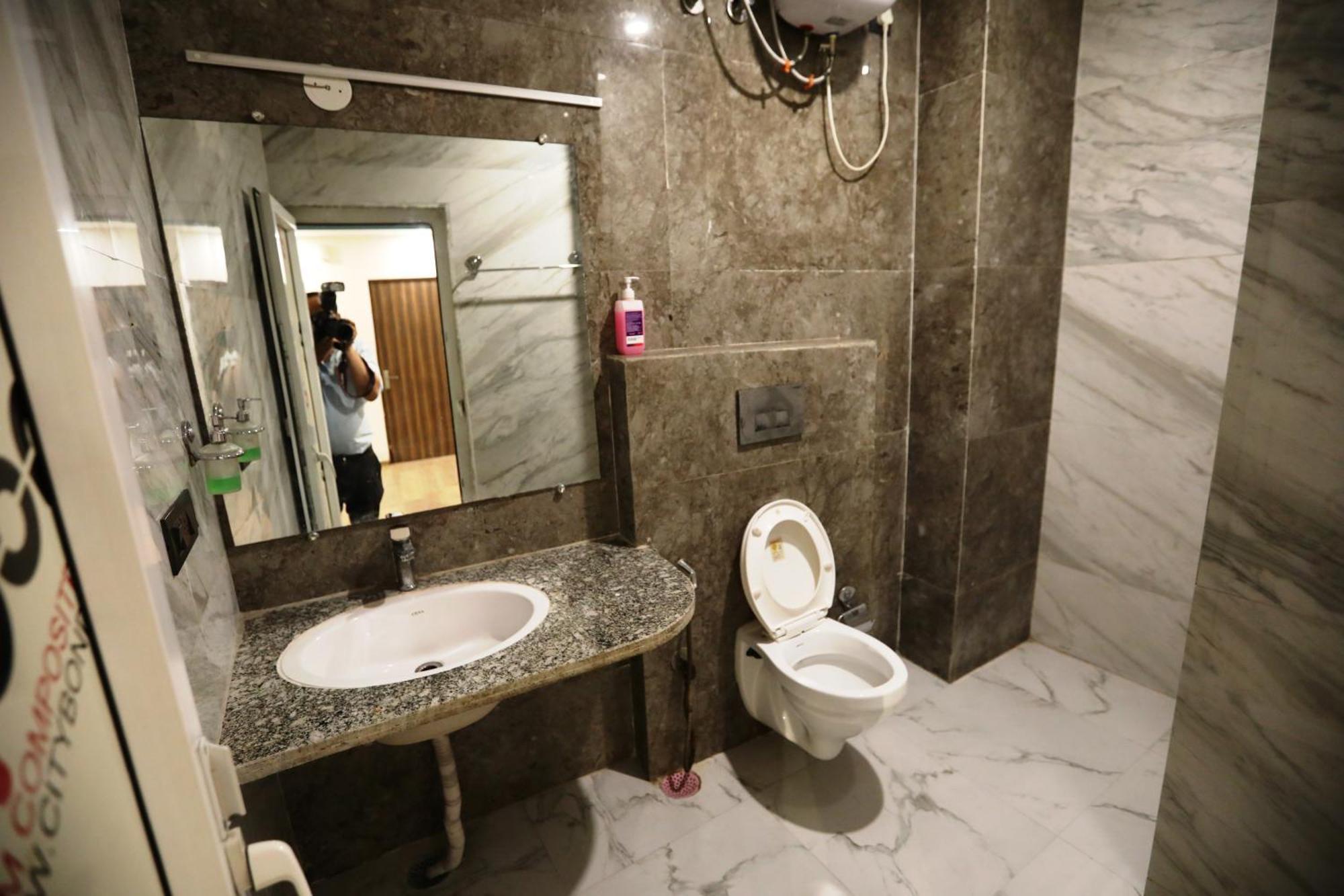 Hotel Noida Grand Sec 58 外观 照片